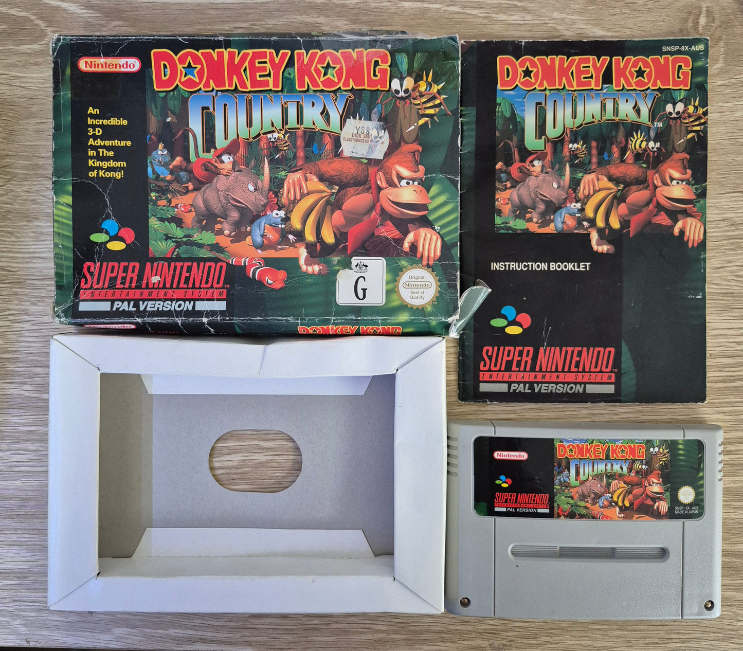 Nintendo SNES Donkey Kong Country CIB with Insert,Instructions & New Save Battery-Tested (box worn)