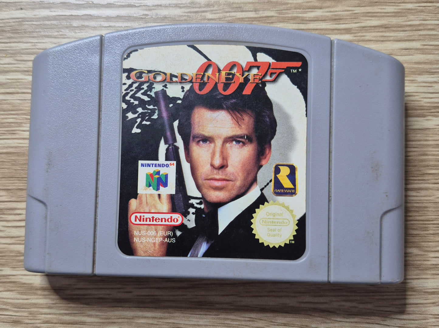 Nintendo N64 Rareware GOLDENEYE 007 AUS PAL CART TESTED AND CLEANED