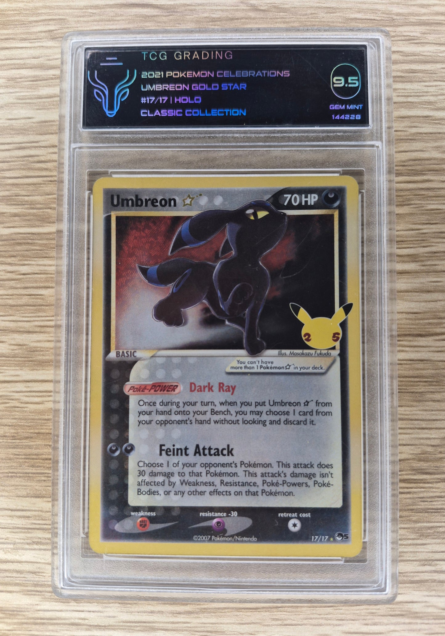 Pokemon | Celebrations Umbreon Gold Star Classic TCG Graded 9.5
