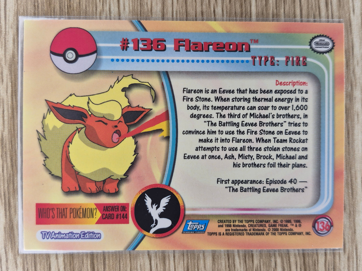 2000 Topps Pokémon Blue Label #136 Flareon Holo NM