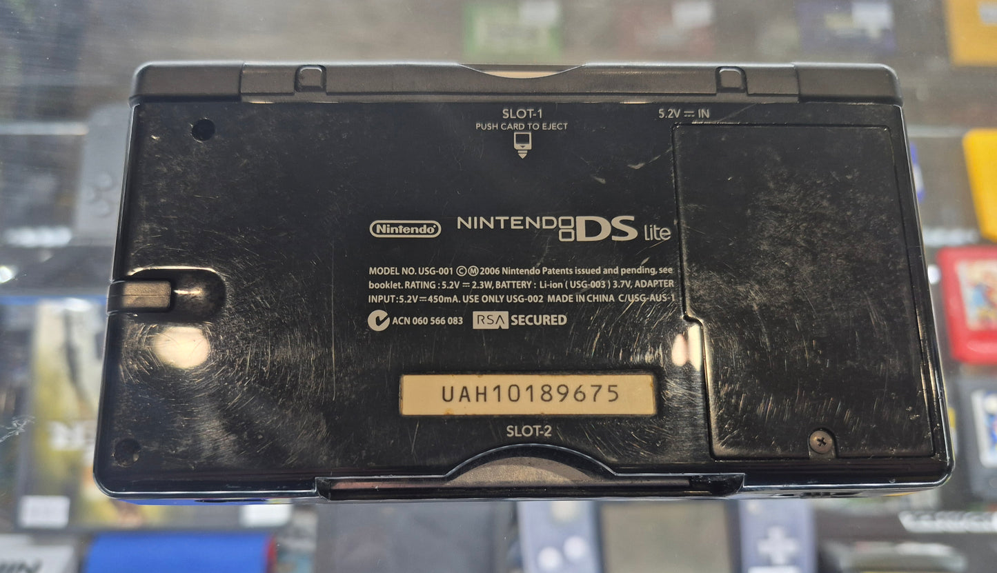 2006 Nintendo DS lite BLACK Console in Good Condition with USB Charger