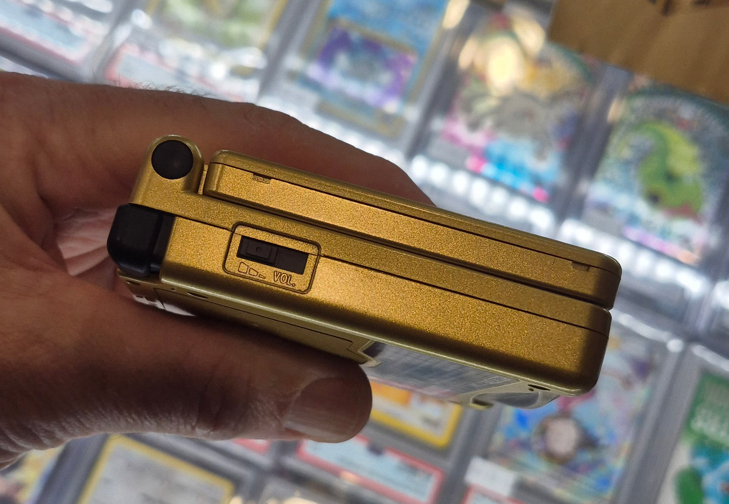 Nintendo Gameboy Advance SP Zelda Gold Limited Edition PAL Version C.I.B