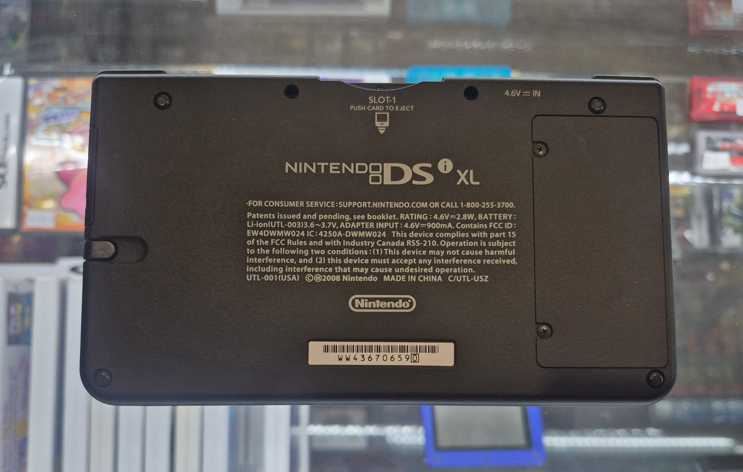 Nintendo DSi XL Super Mario Bros 25th Anniversary Edition Excellent Condition in Case