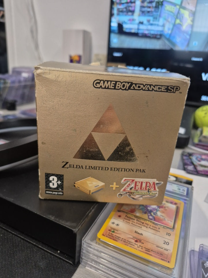 Nintendo Gameboy Advance SP Zelda Gold Limited Edition PAL Version C.I.B