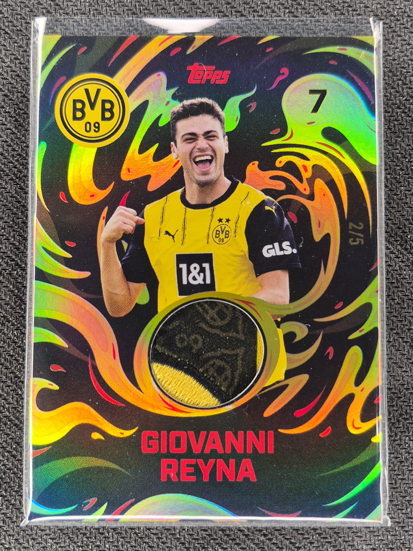 2024/25 Topps BVB Borussia Dortmund Team Set 2/5 Match Worn Giovanni Reyna Patch !