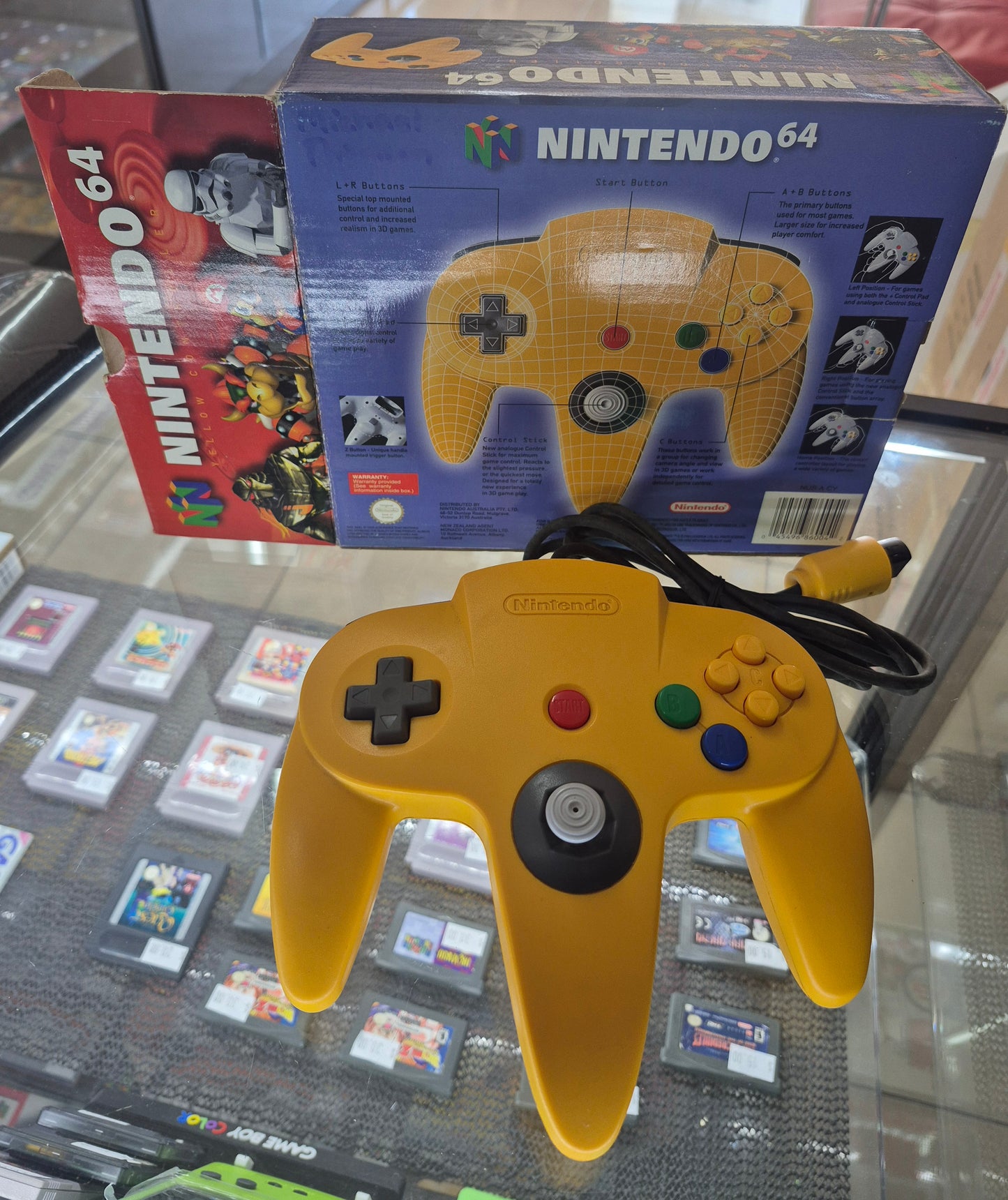 Nintendo N64 Yellow Controller In Box,Tested,no insert Box in Excellent Condition