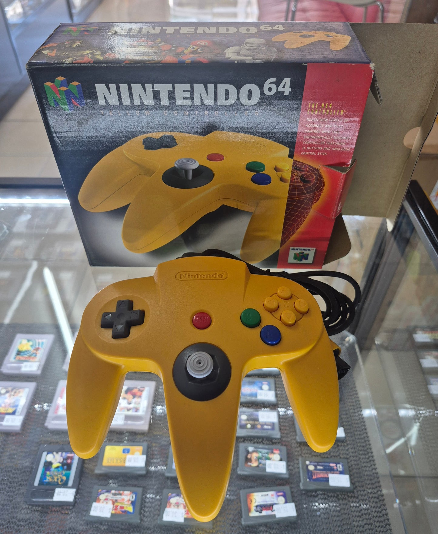 Nintendo N64 Yellow Controller In Box,Tested,no insert Box in Excellent Condition