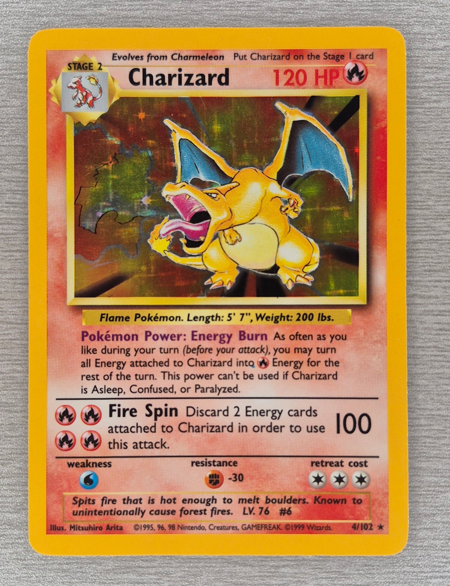 1999 Pokémon TCG Base Set 4/102 Charizard Holo LP/MP