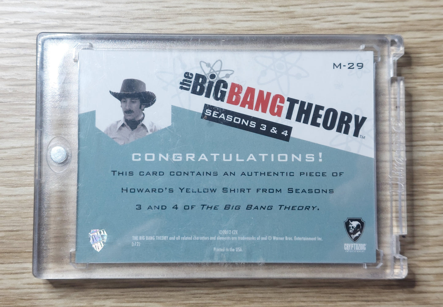 2013 Cryptozoic The Big Bang Theory Authentic Wardrobe Howard's Yellow Shirt Patch M-29