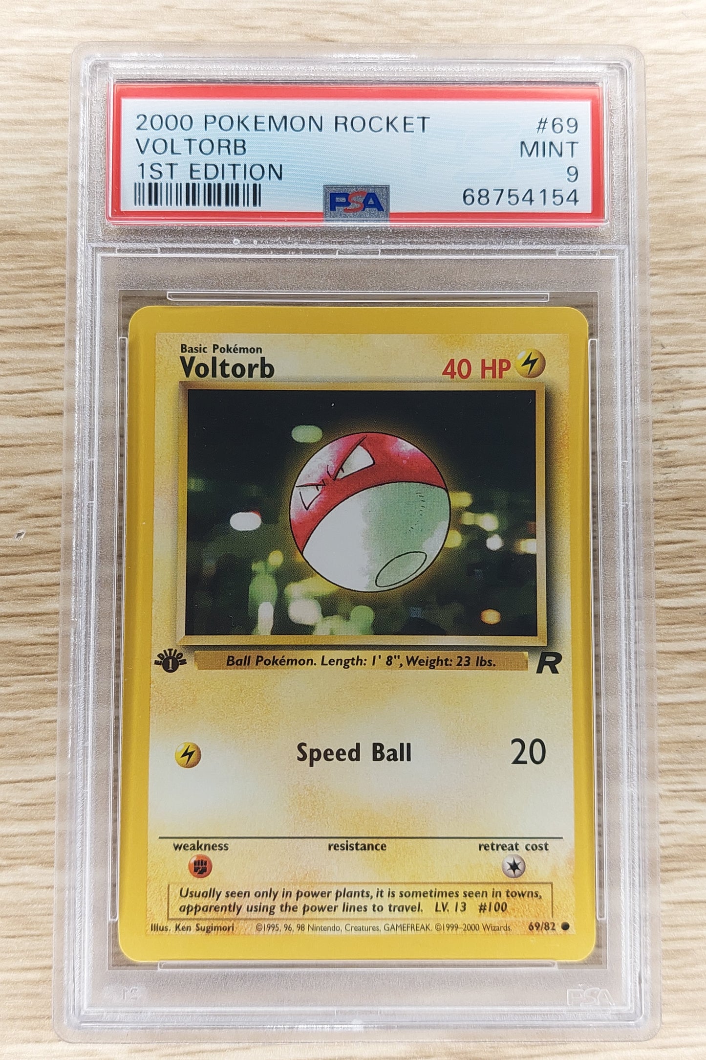 2000 Pokemon Rocket 69/82 Voltorb 1st edition Non Holo PSA 9