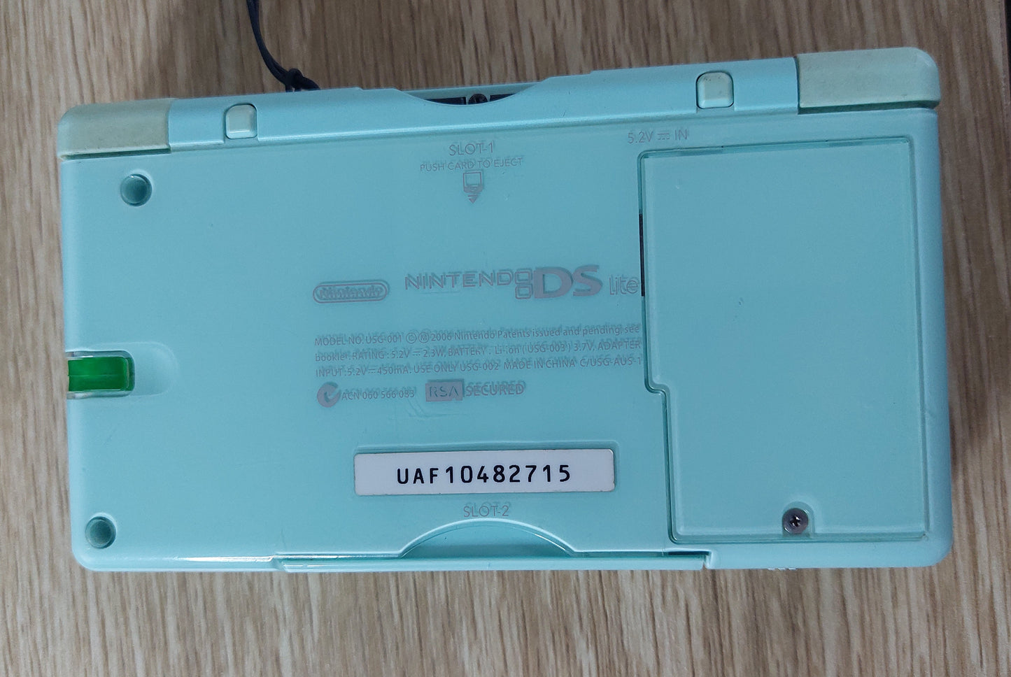 2006 Nintendo DS Lite Aqua Console Inc.Charger Cable