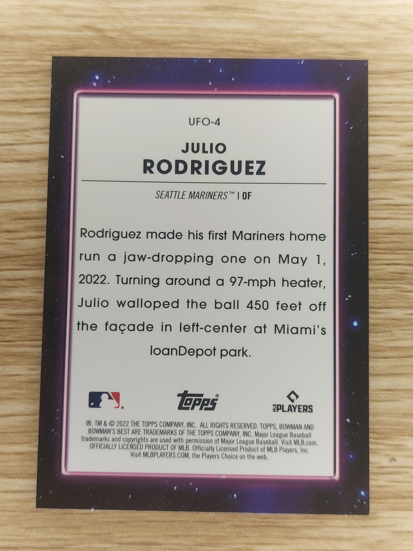 TOPPS - 2022 Bowman's Best UFO Refractor #UFO4 Julio Rodriguez