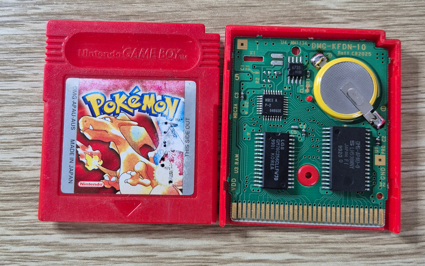 Nintendo Gameboy Cartridge - POKEMON RED  CHARIZARD- VGC Tested AUS PAL CART.NEW BATTERY