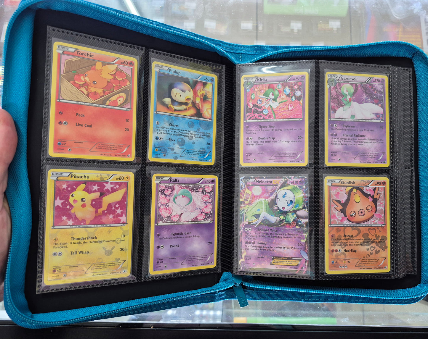 Pokemon Black & White Legendary Treasures Radiant Collection Complete Set RC1/RC25 in Ultra Pro Binder