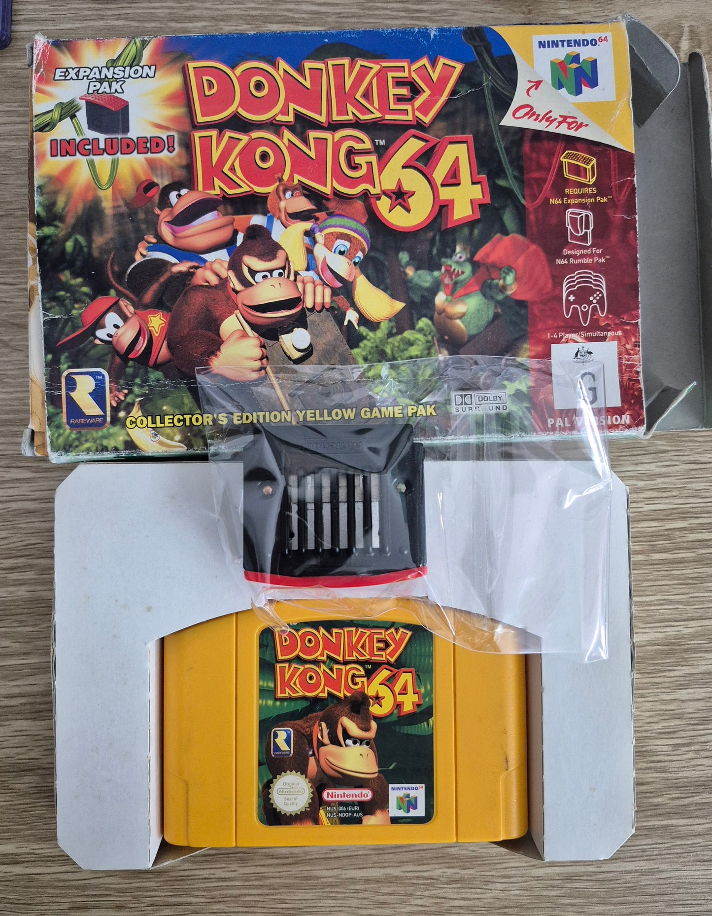 Nintendo N64 Boxed  Donkey Kong 64 Collectors Edition Yellow Game Pak+ new Expansion Pak (no instructions)