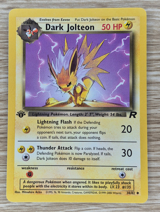 2000 Pokémon Rocket 38/82 Dark Jolteon 1st Edition Non Holo LP