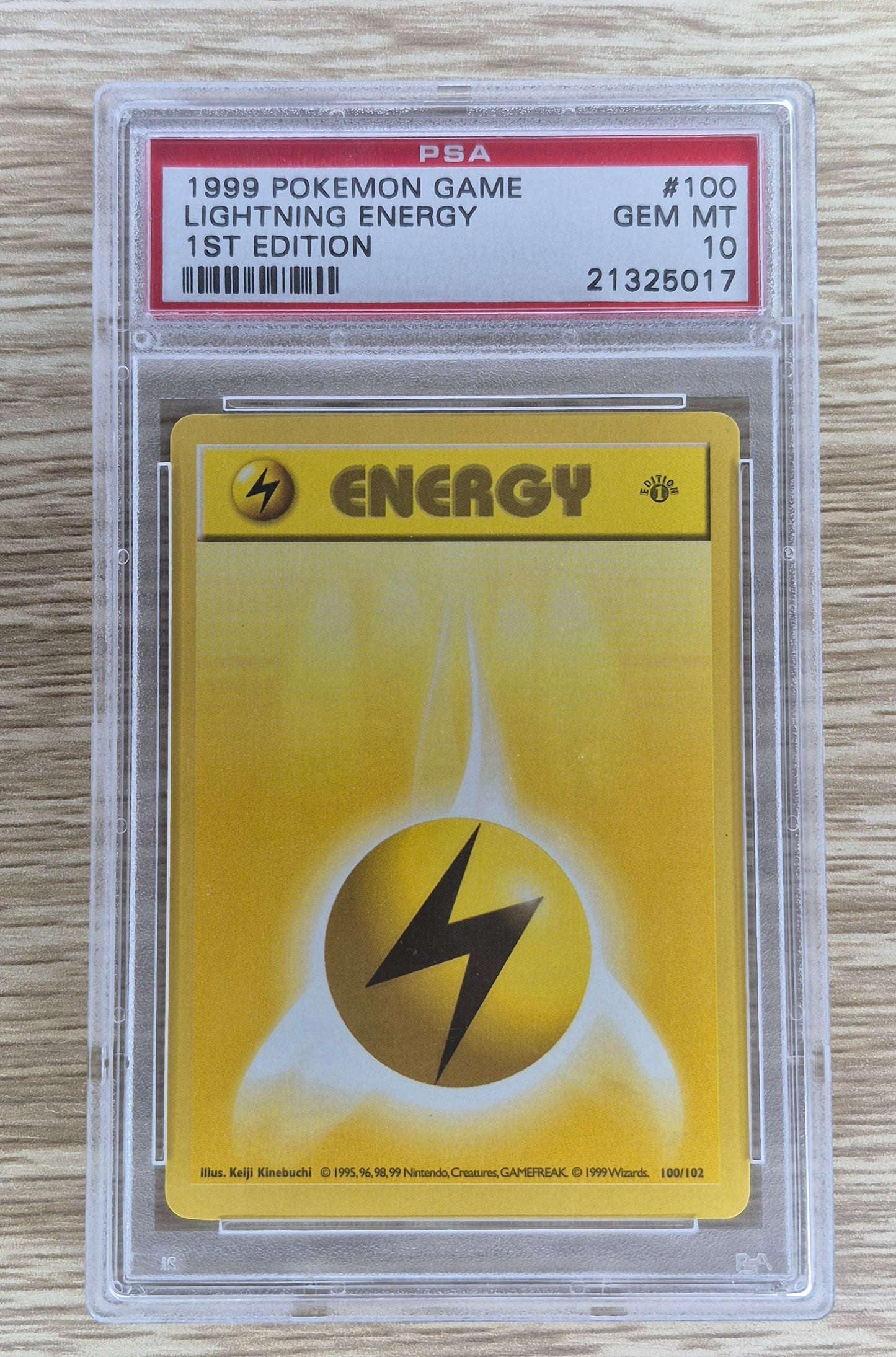 1999 Pokémon 1st Edition 100/102 Lightning Energy Shadowless PSA 10