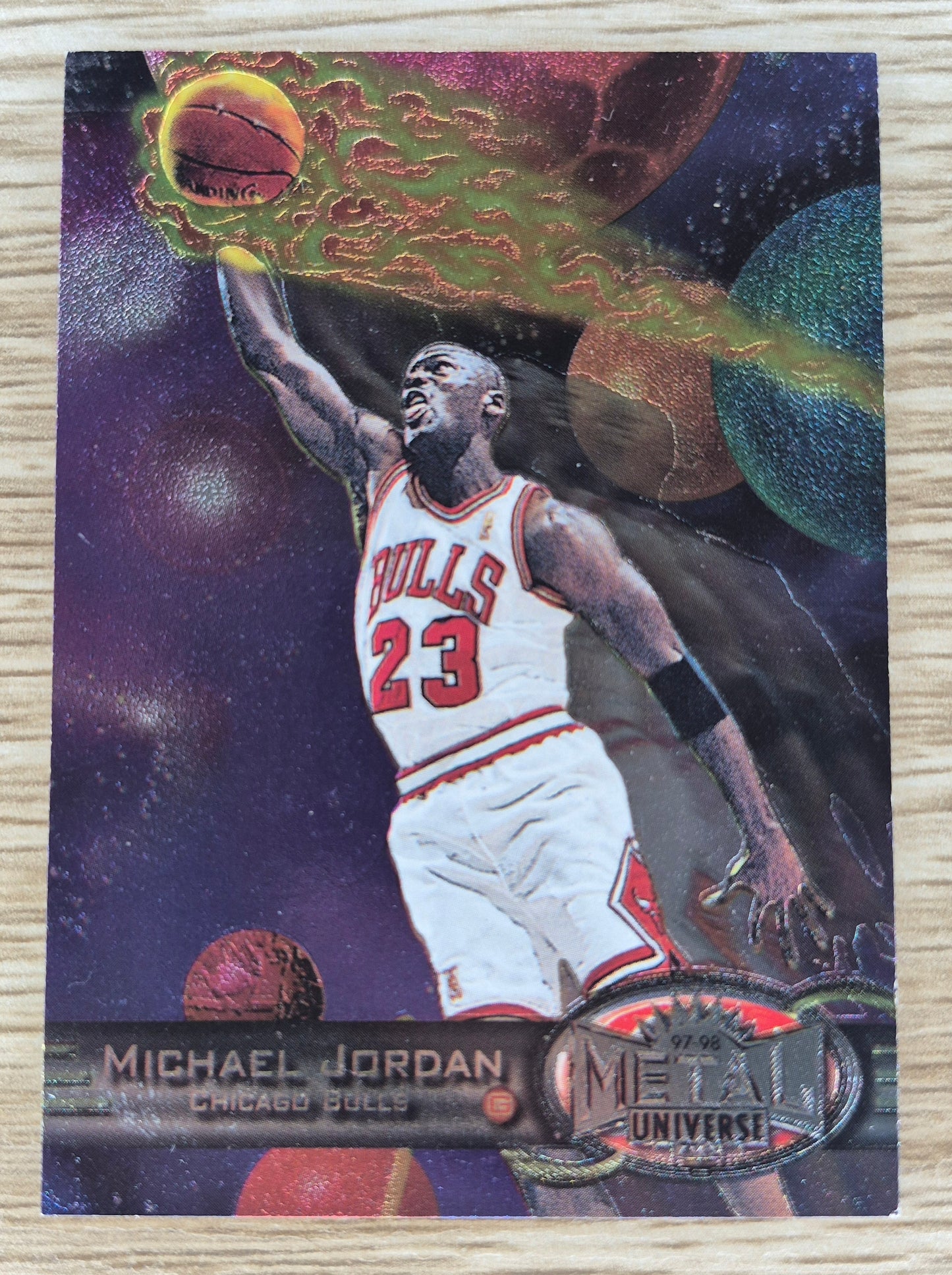 1997-98 Skybox Metal Universe MICHAEL JORDAN Card #23 (minor edge wear on back)