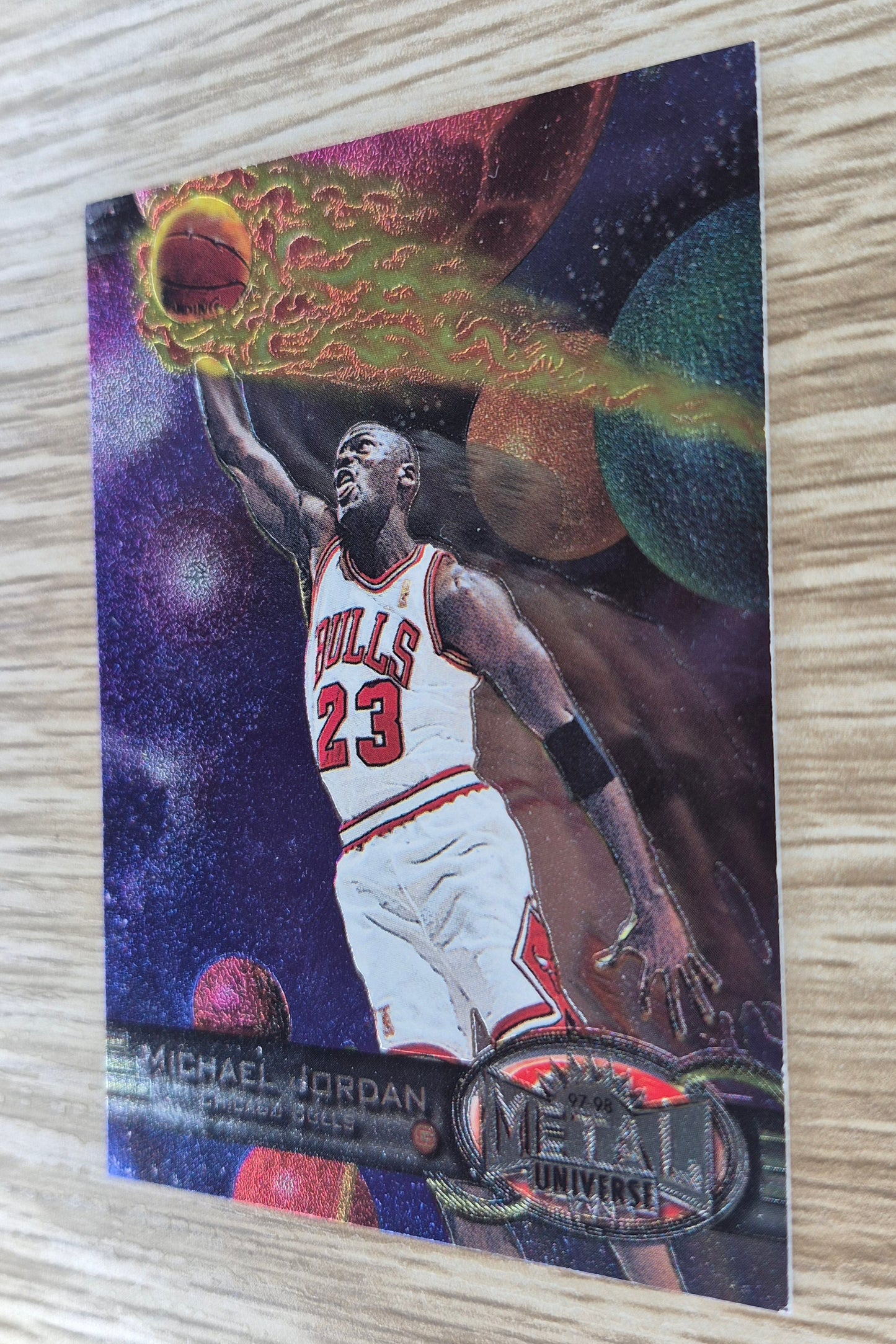 1997-98 Skybox Metal Universe MICHAEL JORDAN Card #23 (minor edge wear on back)