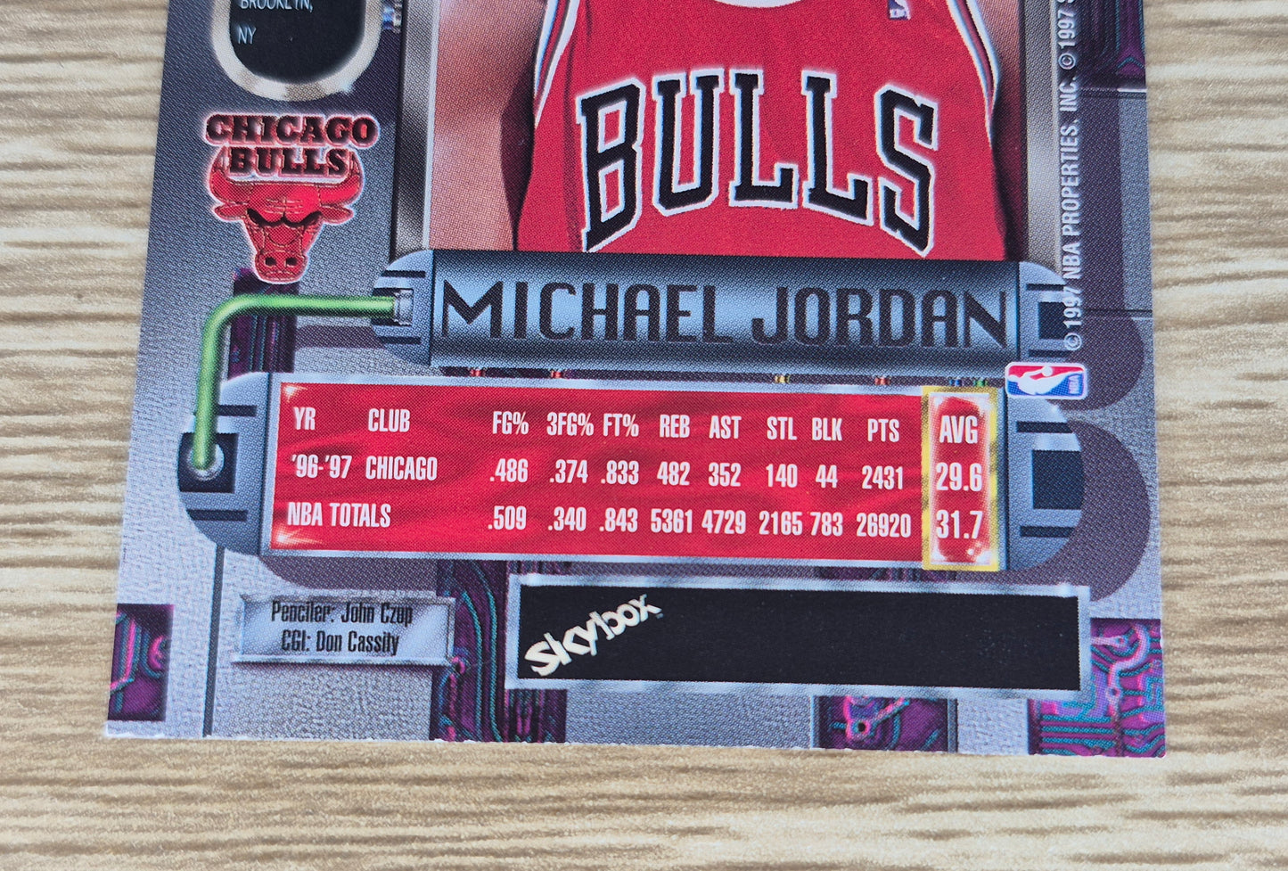 1997-98 Skybox Metal Universe MICHAEL JORDAN Card #23 (minor edge wear on back)