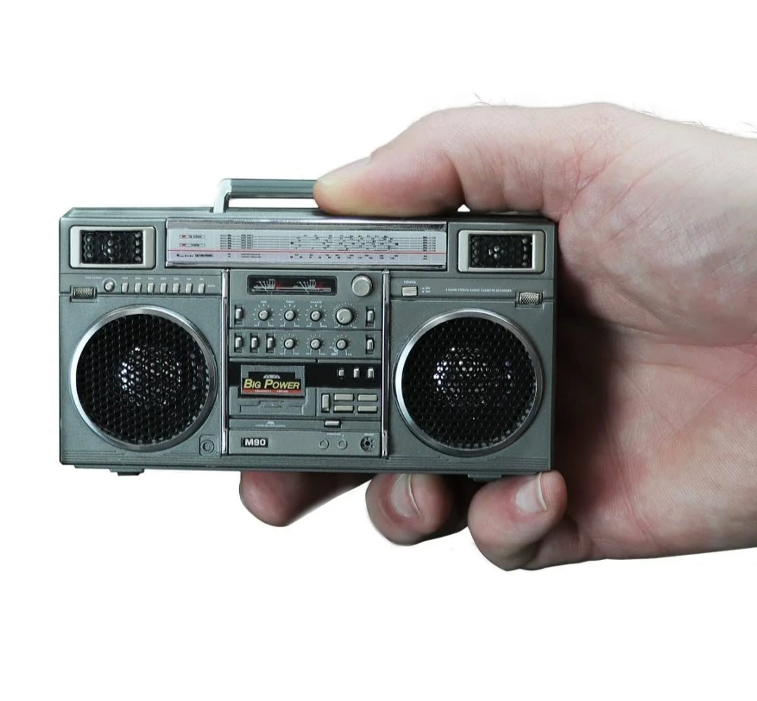 NEW WAVE TOYS- M90 MICRO 1/6 Scale Bluetooth Speaker Retro Boombox