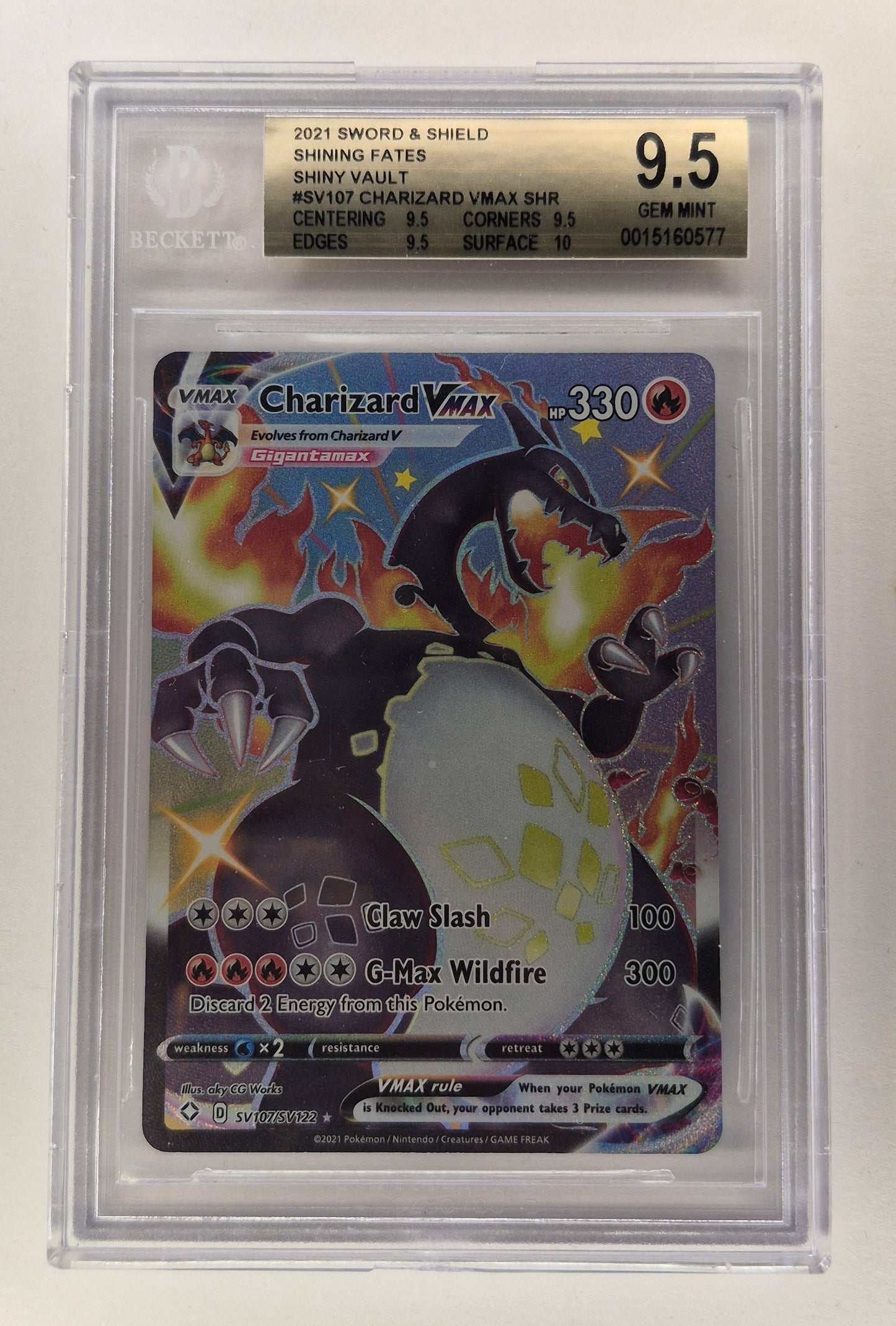 2021 Pokémon SWSH Shining Fates SV107 Charizard Vmax Full Art Beckett 9.5