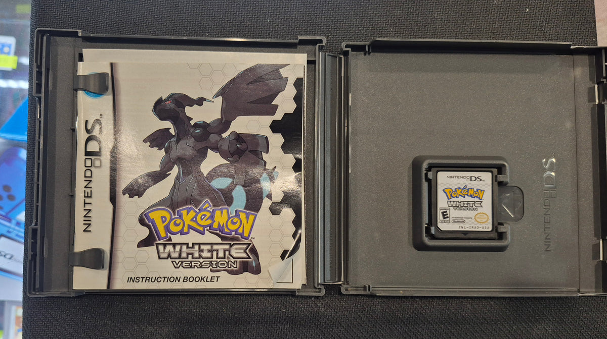 Pokémon White Version Nintendo DS Game Complete with Manual & Inserts ...