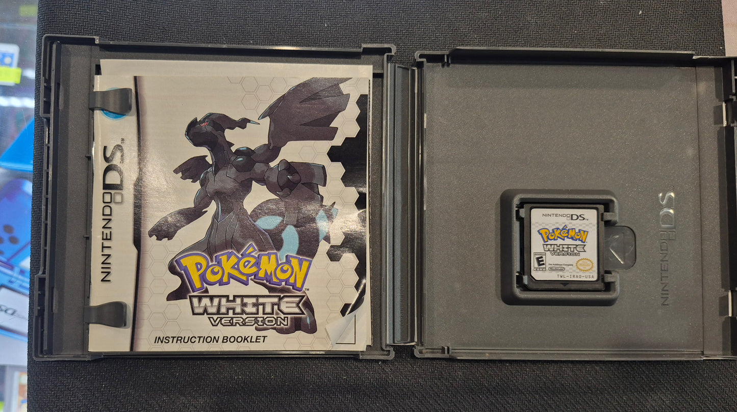 Pokémon White Version Nintendo DS Game Complete with Manual & Inserts USA Tested
