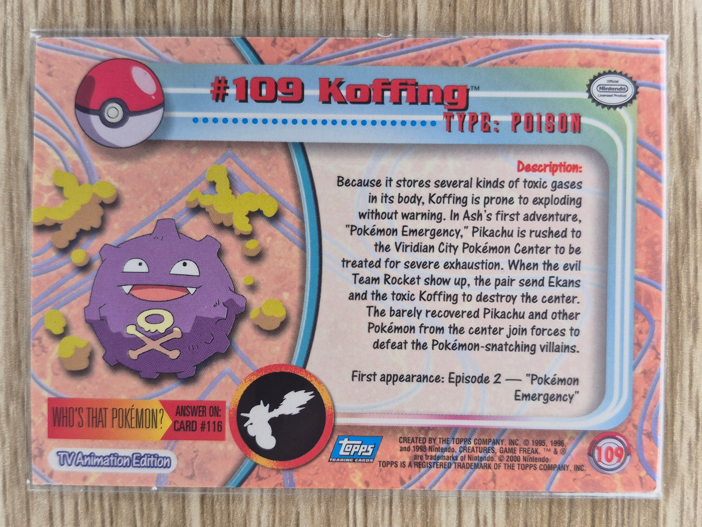 2000 Topps Pokémon Blue Label #109 Koffing Holo MP