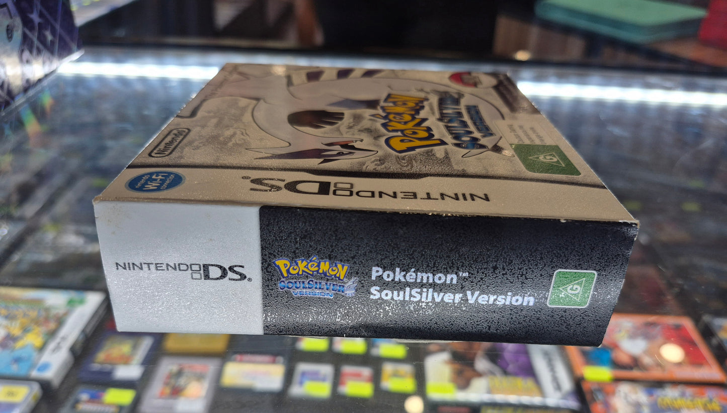 2010 Nintendo DS Pokémon Soul Silver Version in Box w/pokewalker