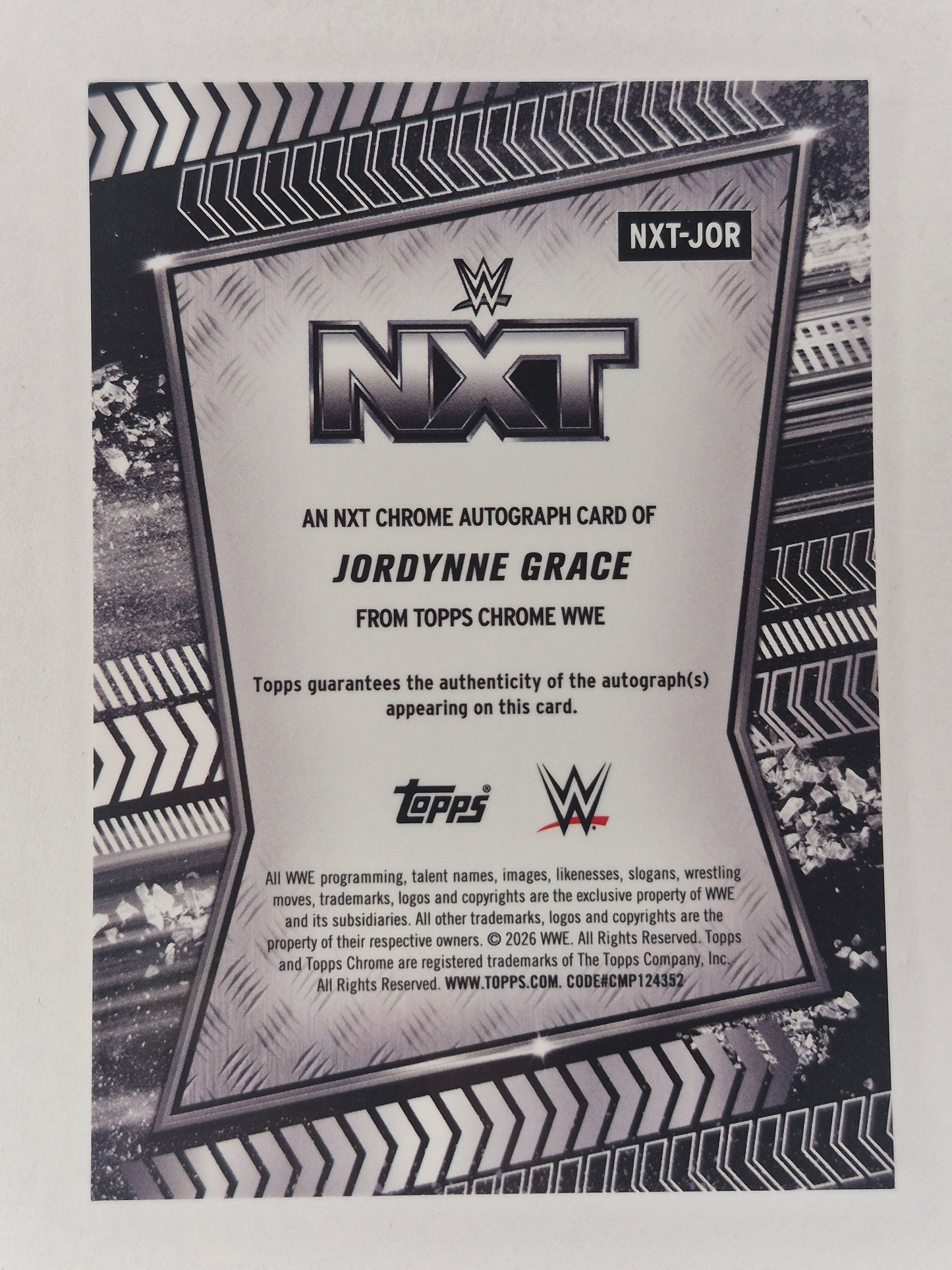 2026 Topps Chrome WWE NXT-JOR CHROME JORDYNNE GRACE Card Auto(148/150)