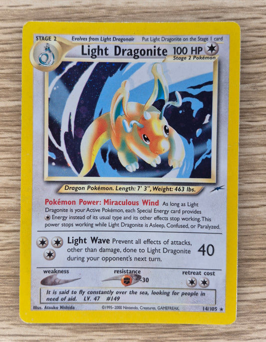 2000 Pokemon Light Dragonite 14/105 Neo Destiny Holo Rare MP/HP SEE Description