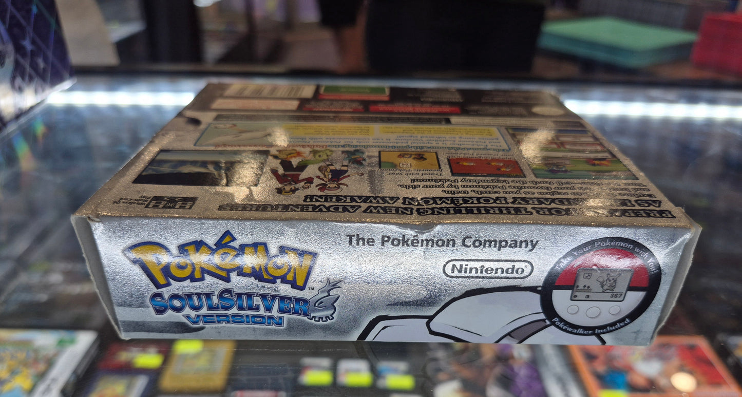 2010 Nintendo DS Pokémon Soul Silver Version in Box w/pokewalker