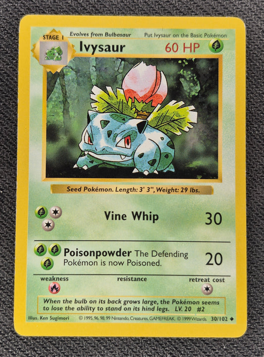 1999 Pokemon Base Set Shadowless Ivysaur  30/102 LP