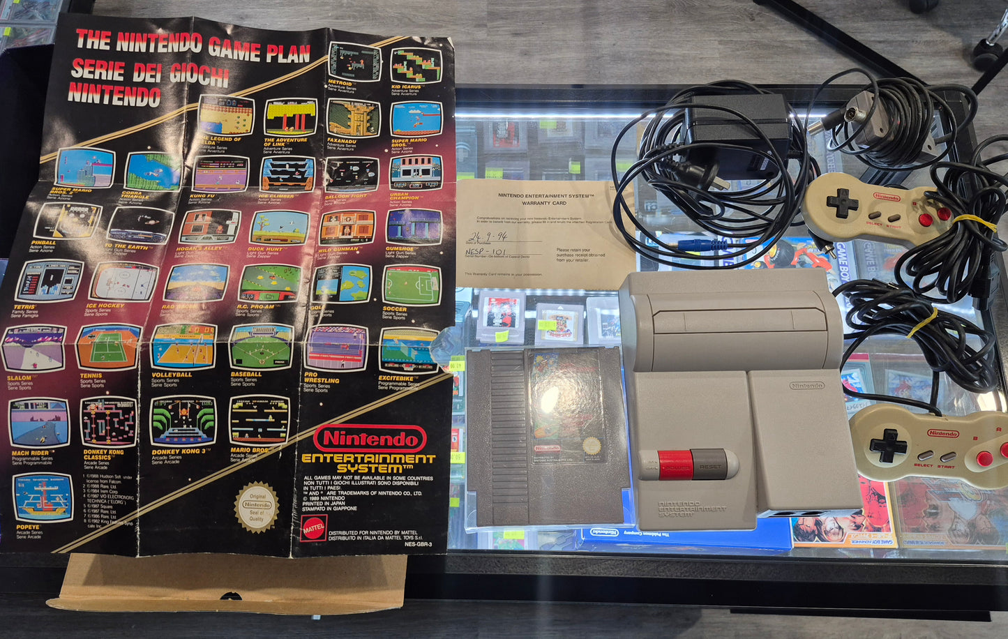 Nintendo NES Control Deck Top Loader PAL AUS Complete in Box with 2 controllers & game(no insert)