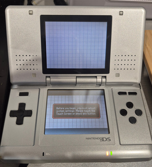 Region Free Nintendo DS Silver NTR-001 Handheld Console Tested with Carry Bag