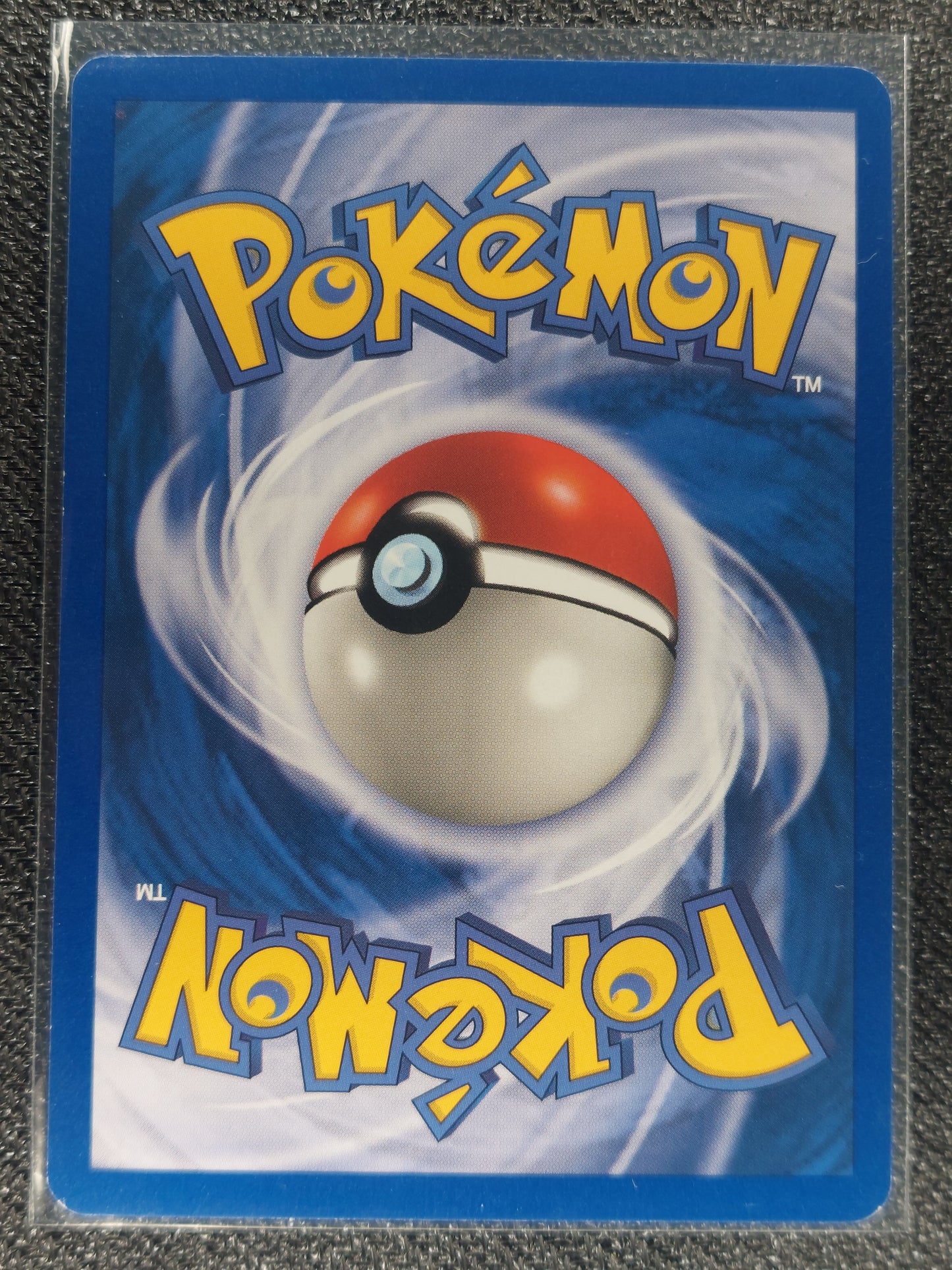 Pokemon 1999 Dragonite Non-Holo Rare 19/62 LP